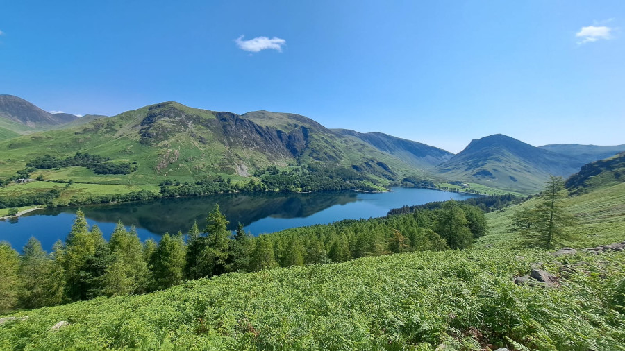 Mountains and lake image